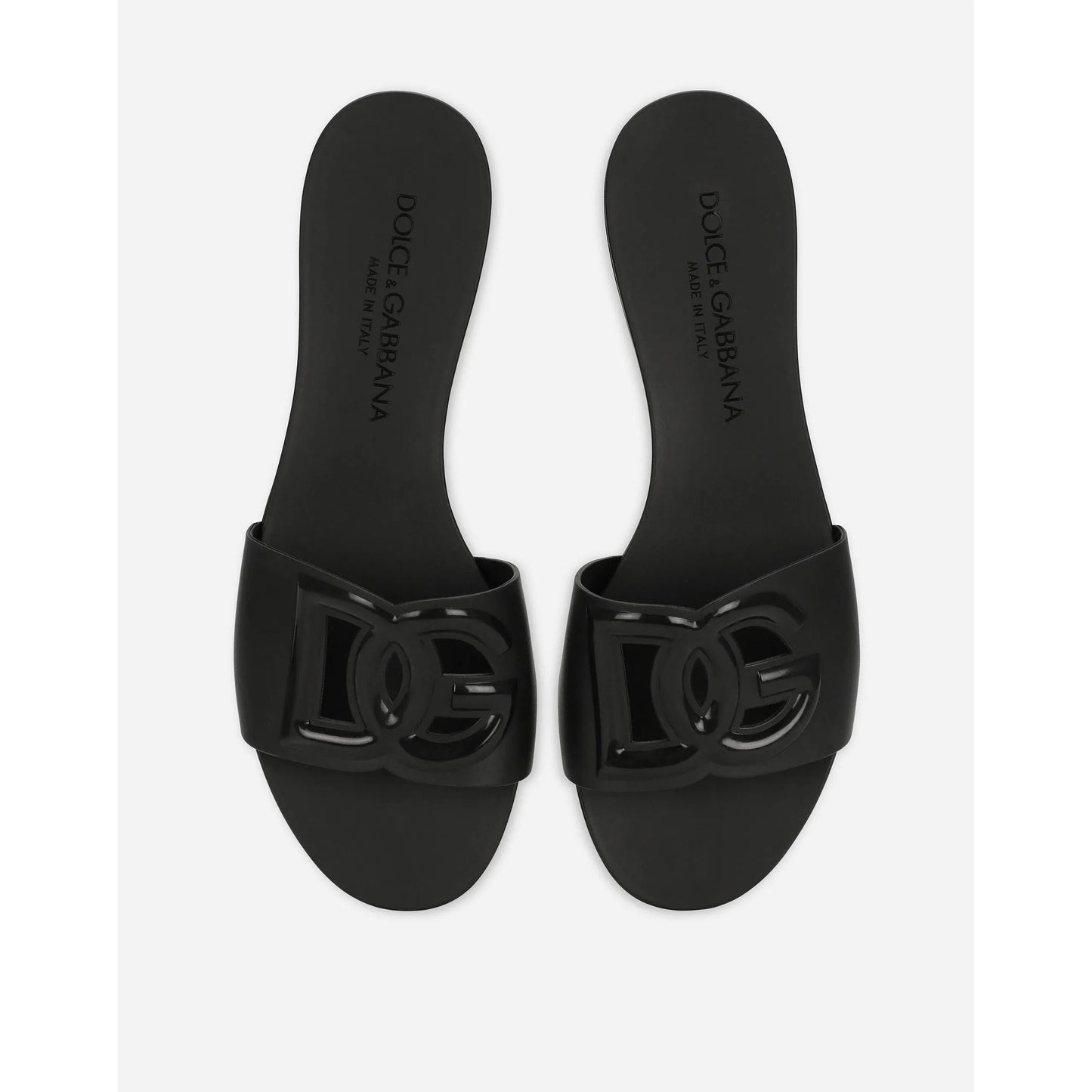 أحذية الشاطئ المطاطية