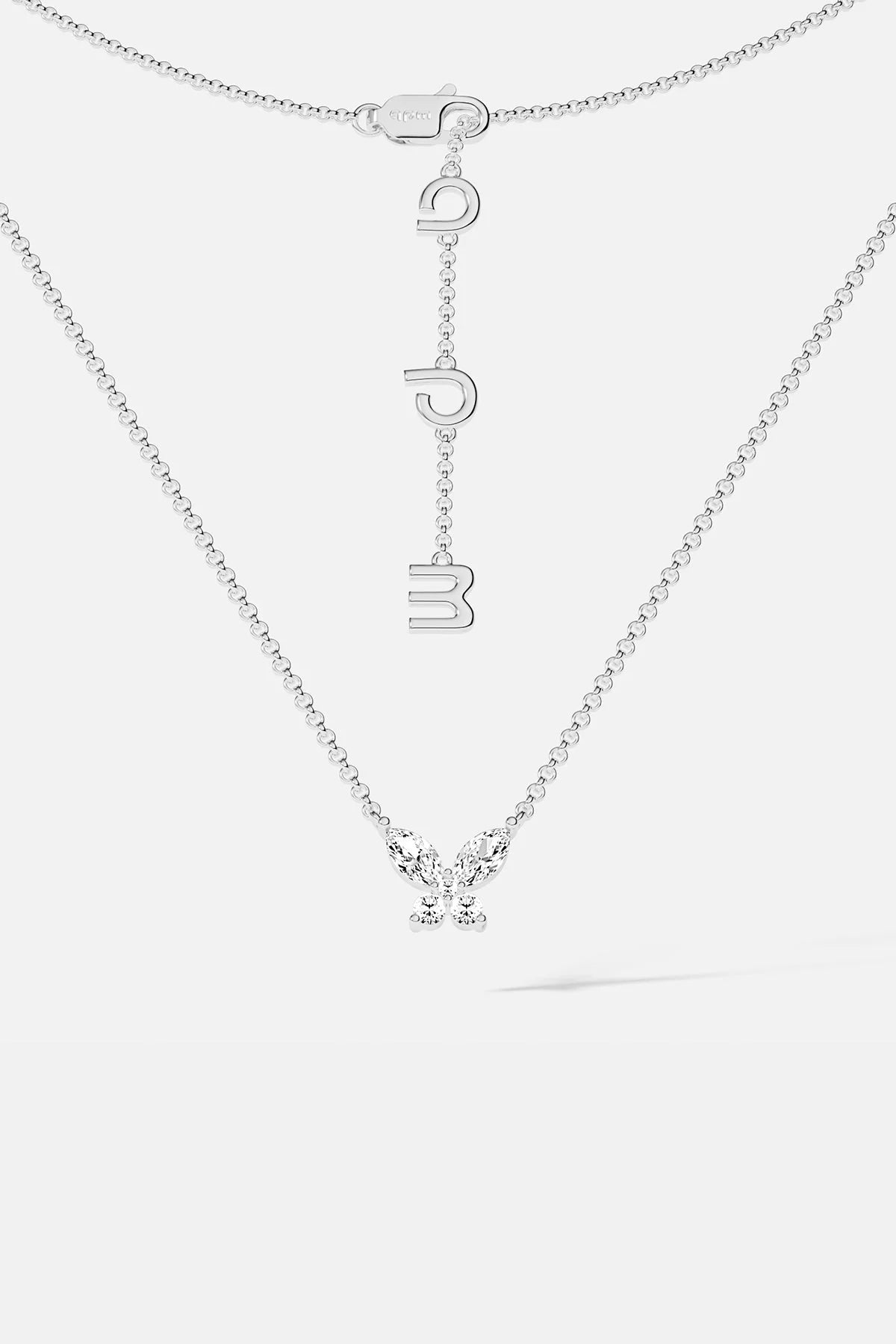 قلادة الفراشة