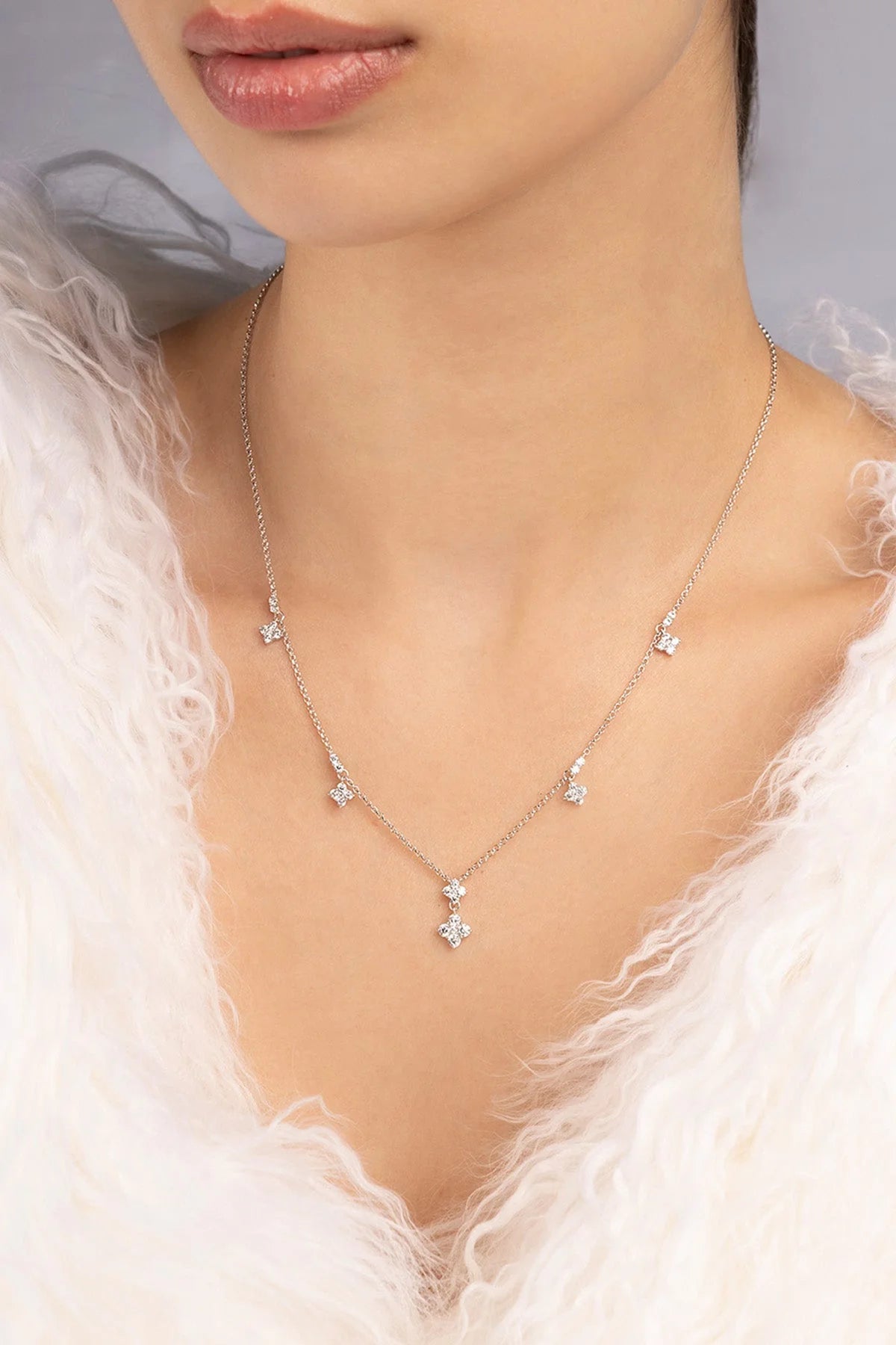 قلادة سبارك قابلة للتعديل