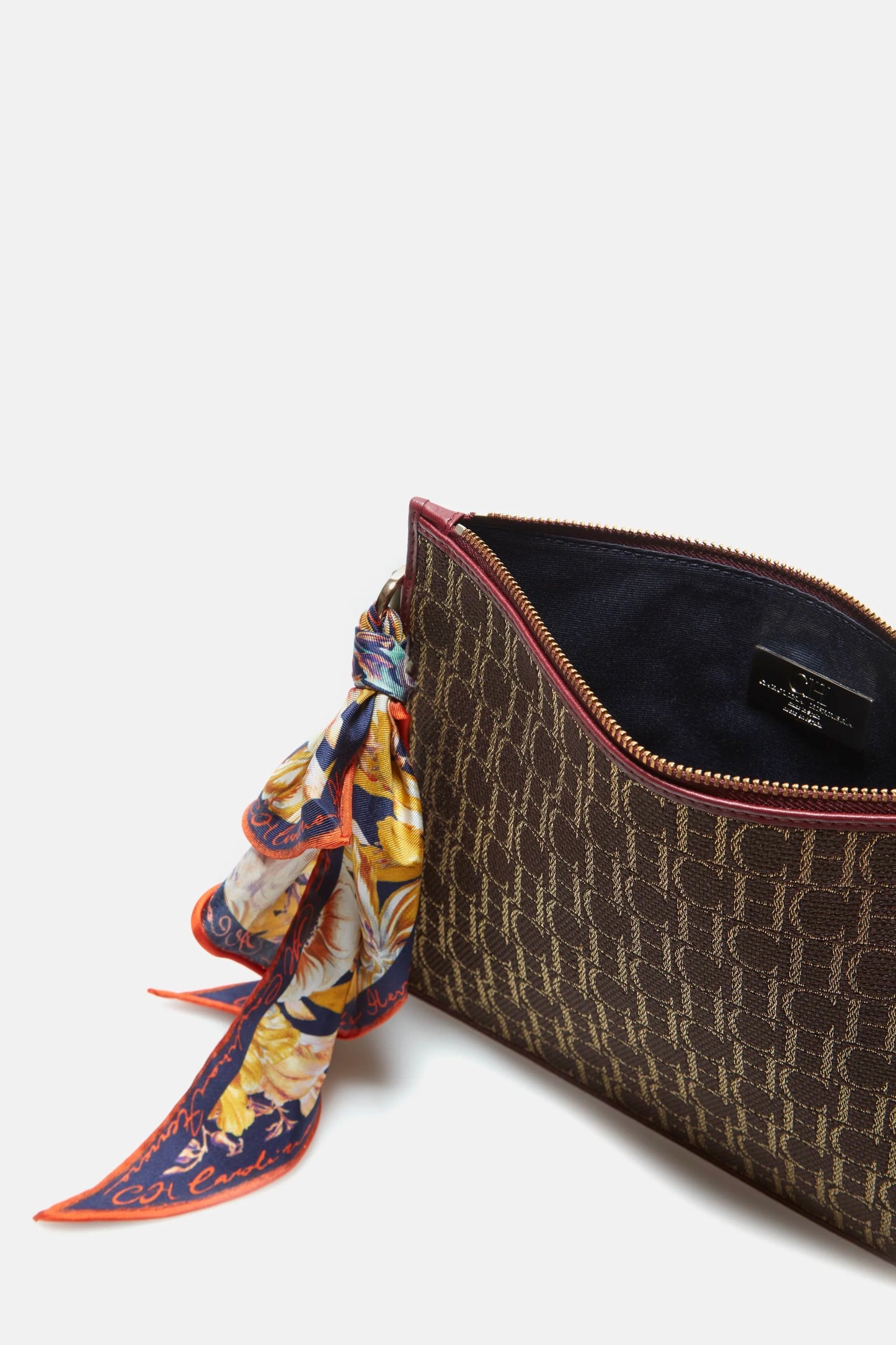 Shopping | Continental pouch